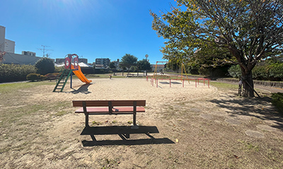 帯西むらさき公園(徒歩10分・約730m)