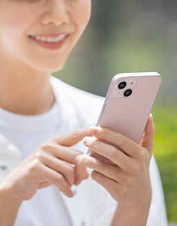 外出先からのスマートフォンで